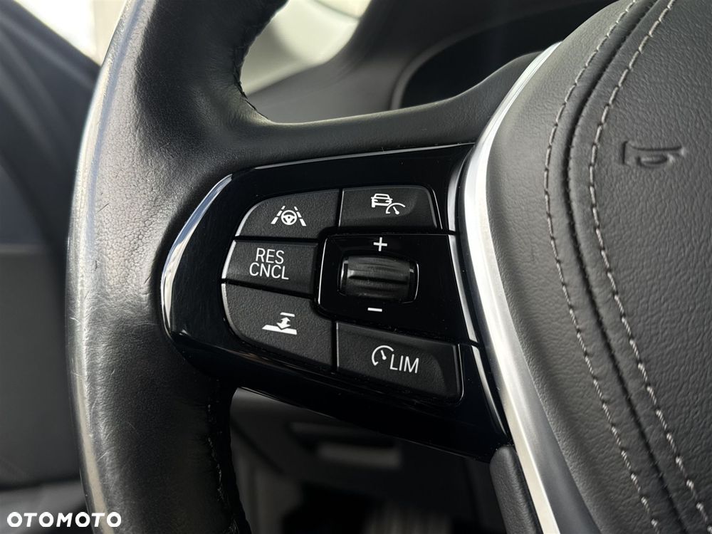 BMW Seria 5 - 11