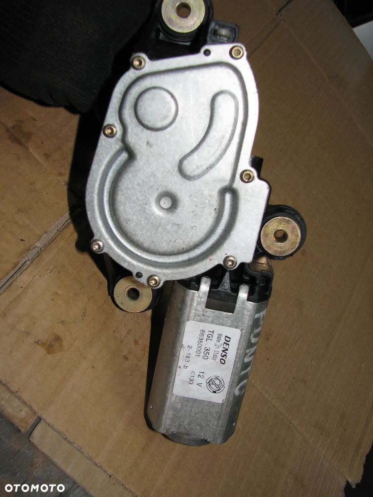 FIAT PUNTO II SILNICZEK WYCIERACZKI TYŁ 66350001 - 2