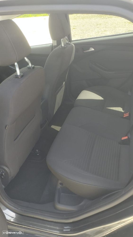 Ford Focus 1.5 TDCi Titanium - 4
