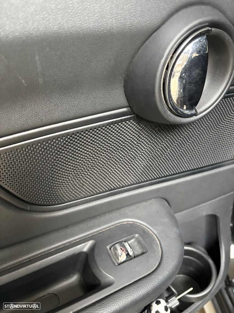 MINI Countryman One D - 13