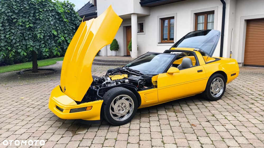 Chevrolet Corvette 5.7 - 9
