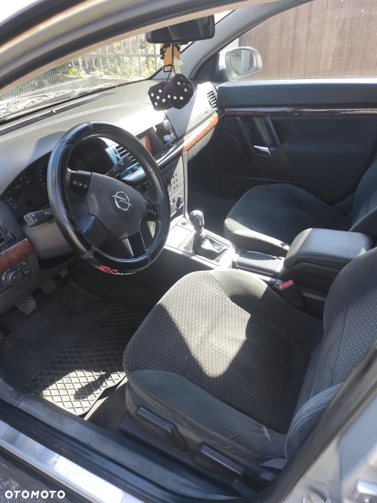 Opel Vectra 1.8 Essentia - 9