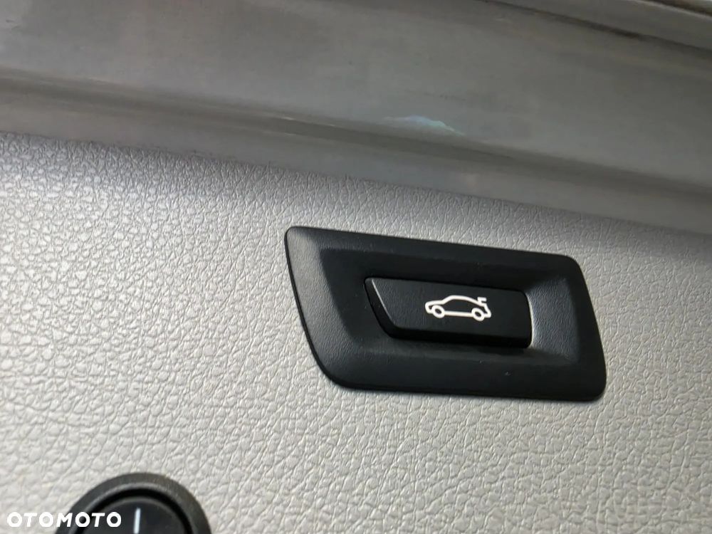 BMW Seria 3 318d Advantage - 19