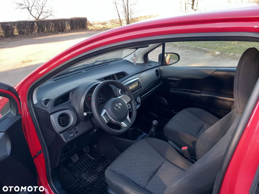 Toyota Yaris 1.0 VVT-i Cool Edition - 10