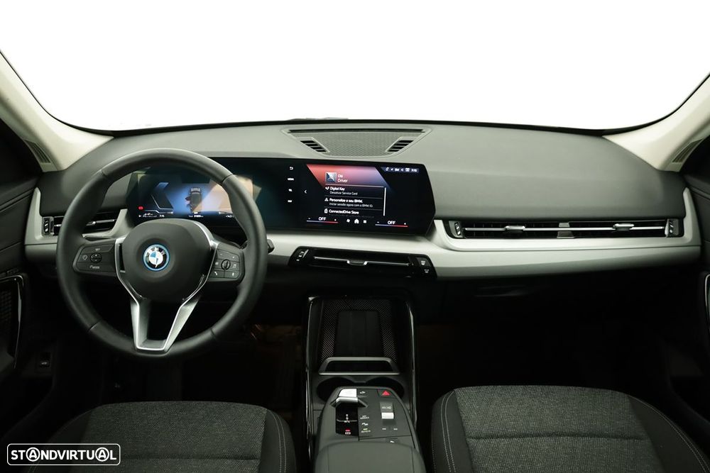 BMW X1 xDrive25e - 9