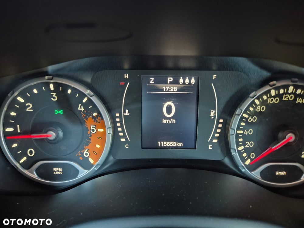 Jeep Renegade 1.6 MultiJet DSG Longitude - 9