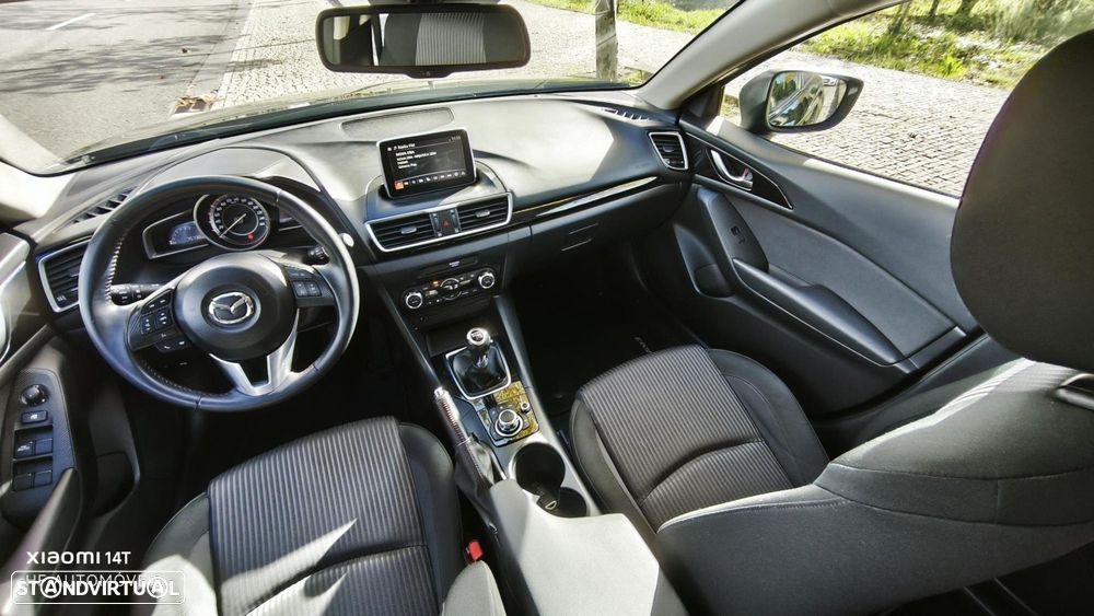 Mazda 3 1.5 Sky-G Evolve - 16