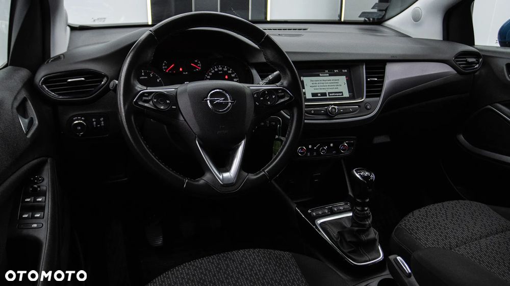 Opel Crossland X 1.2 T Enjoy S&S - 10