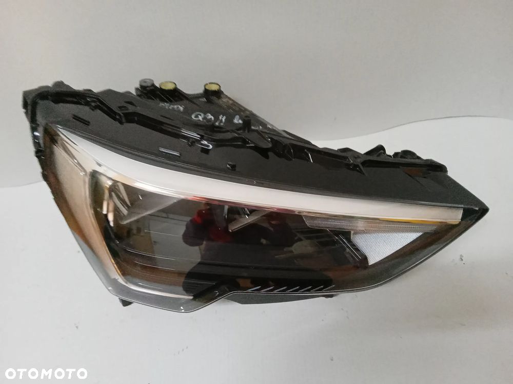 AUDI Q3 II 83A 19- LAMPA LAMPY PRZEDNIE PRZÓD - 2