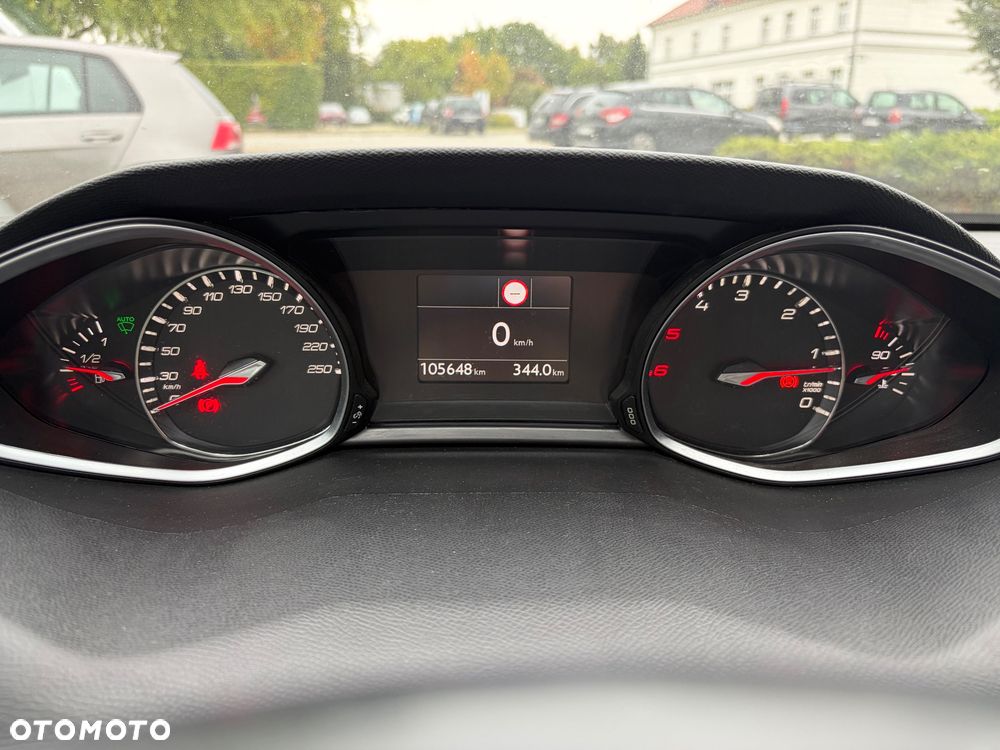 Peugeot 308 BlueHDi 130 Allure Pack - 16