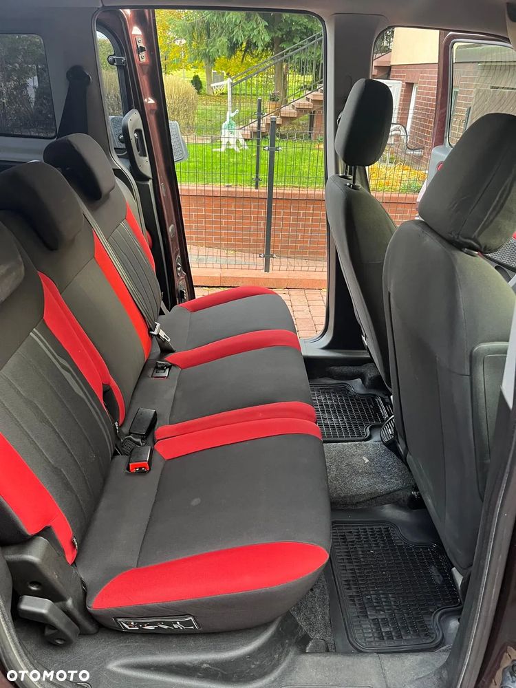 Fiat Doblo 1.4 T-Jet 16V Dynamic - 9