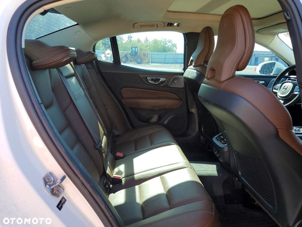 Volvo S60 - 7