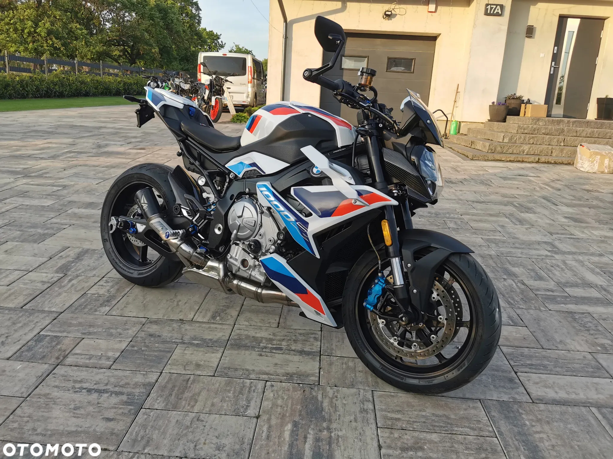 BMW S - 39