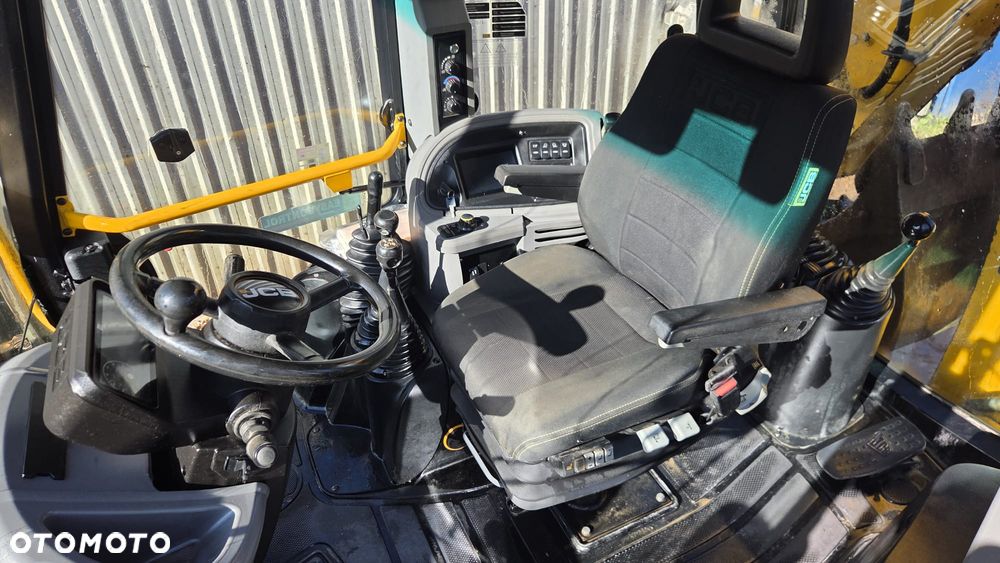 JCB 4 CX PRO - 15