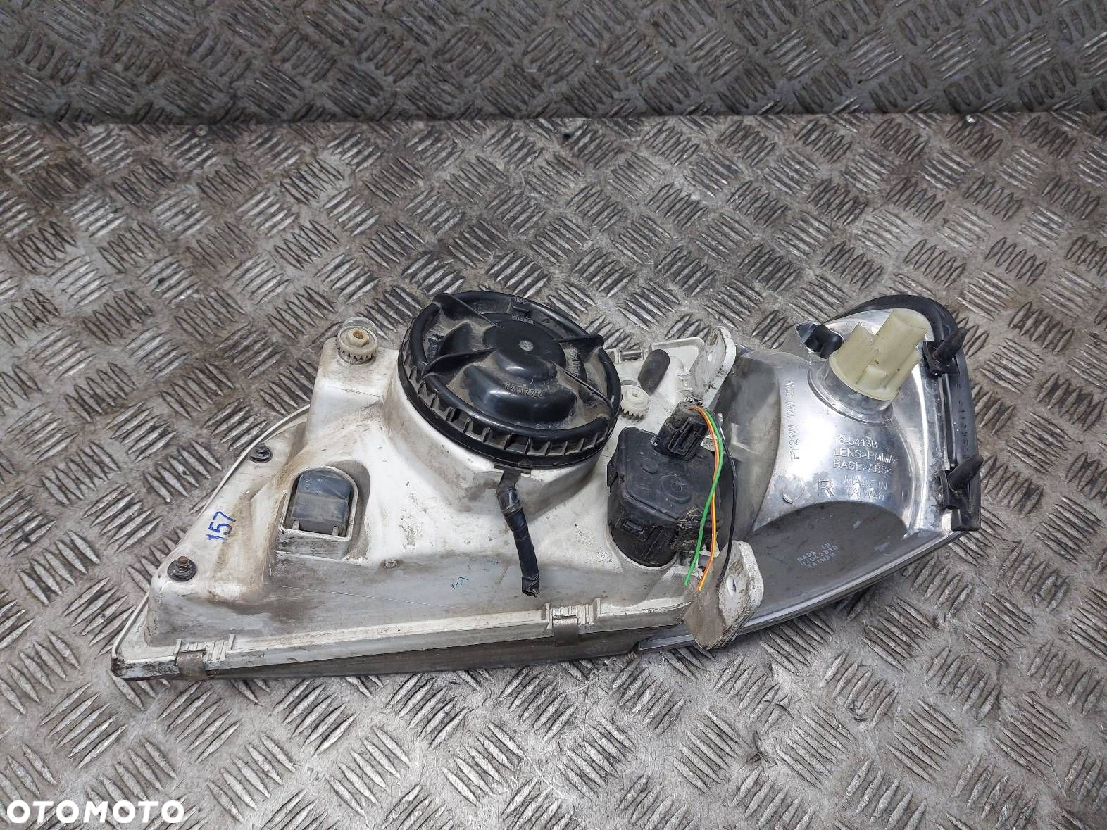 LAMPA PRAWY PRZÓD HELLA + KIERUNKOWSKAZ TYC MITSUBISHI SPACE STAR I EU - 6