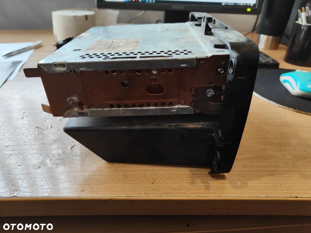 Radio fabryczne Volkswagen Caddy III 2K0035156 - 4