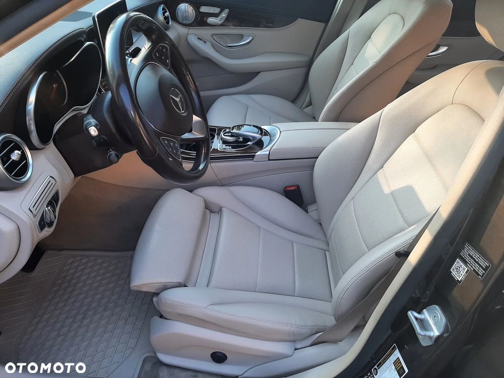 Mercedes-Benz Klasa C 300 7G-TRONIC Avantgarde - 15