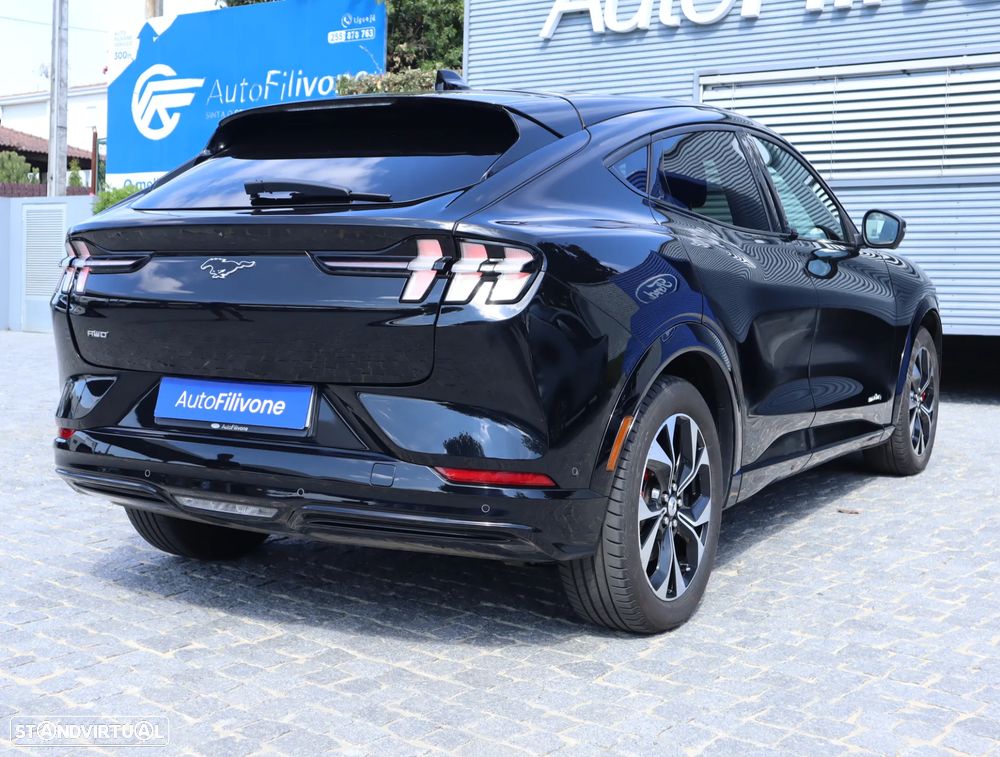 Ford Mustang Mach-E AWD PREMIUM - 18