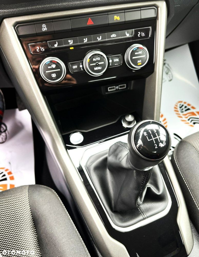 Volkswagen T-Roc 1.0 TSI Style - 30