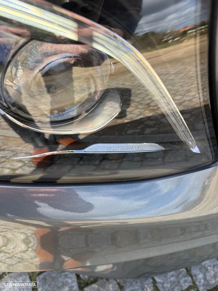 Mercedes-Benz E 220 d AMG - 28