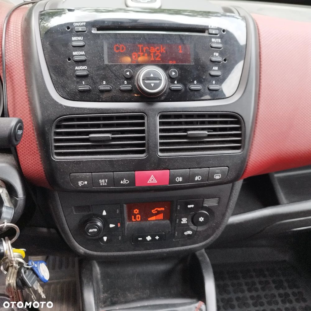 Fiat Doblo 1.6 Multijet 16V Emotion - 14