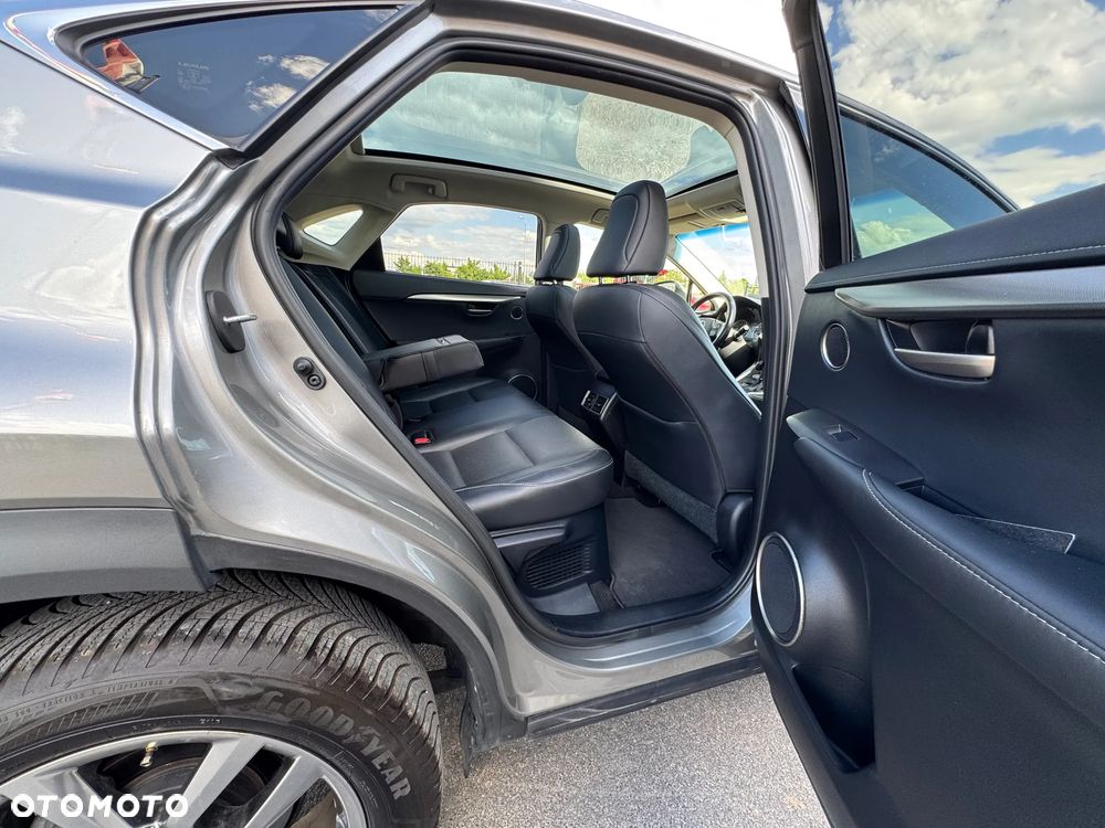 Lexus NX 200t Prestige AWD - 12