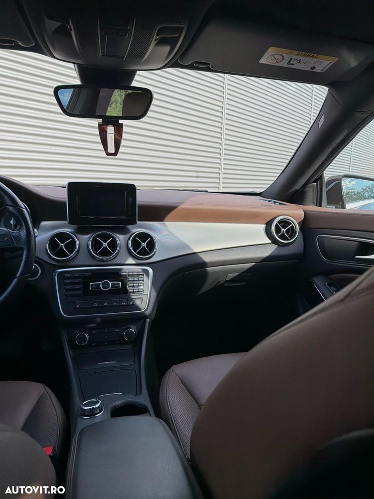 Mercedes-Benz CLA 220 - 8