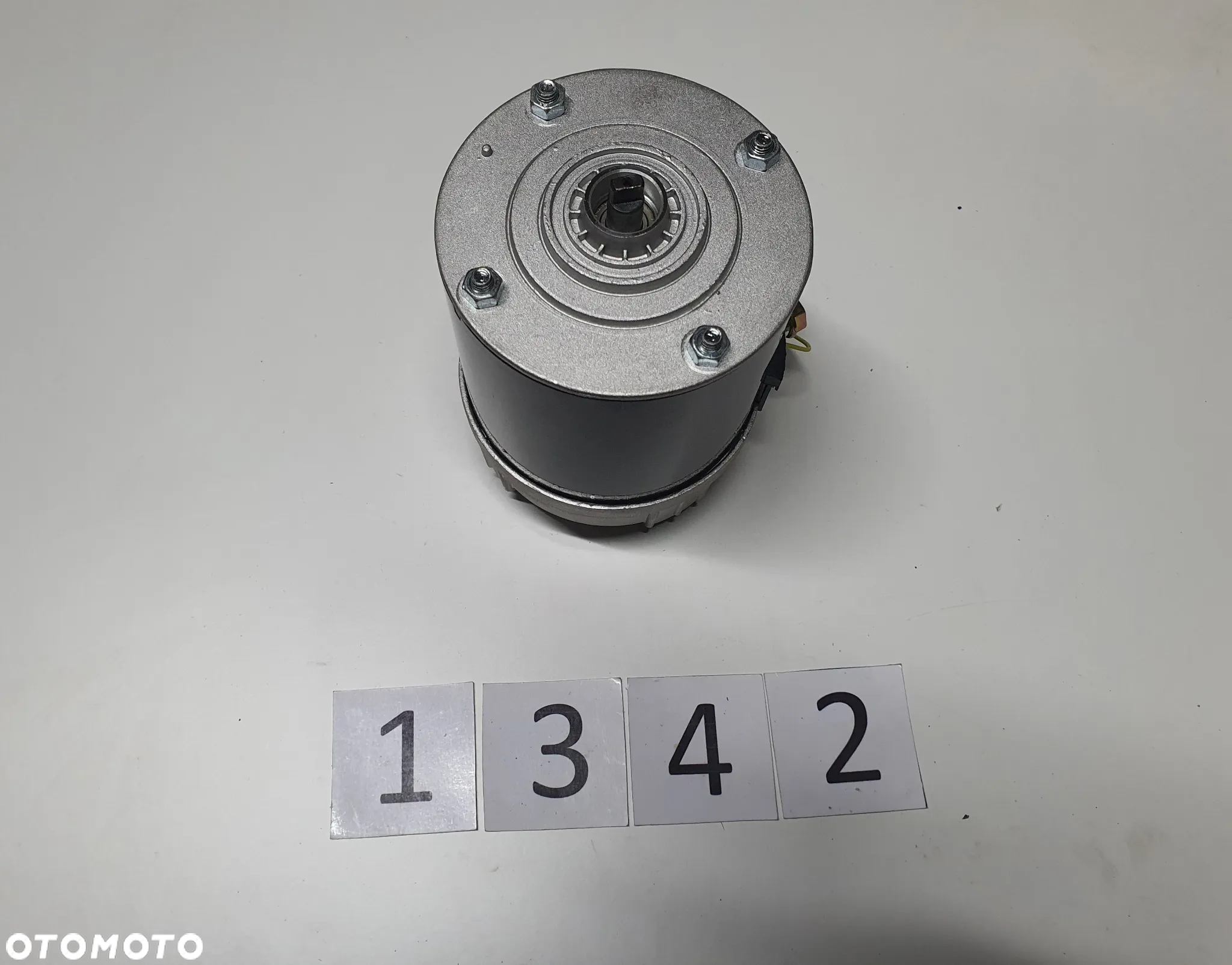 Silnik do windy załadowczej Erhel Hydris 24V 1,2 kW typu HPI, 2017102H - 4