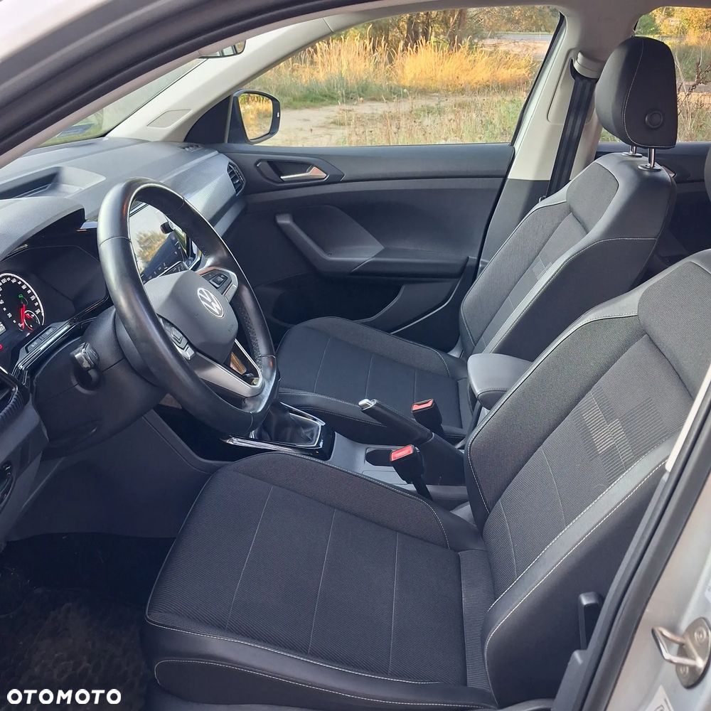 Volkswagen T-Cross - 18