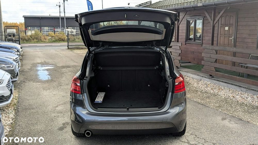 BMW Seria 2 216d Advantage - 32
