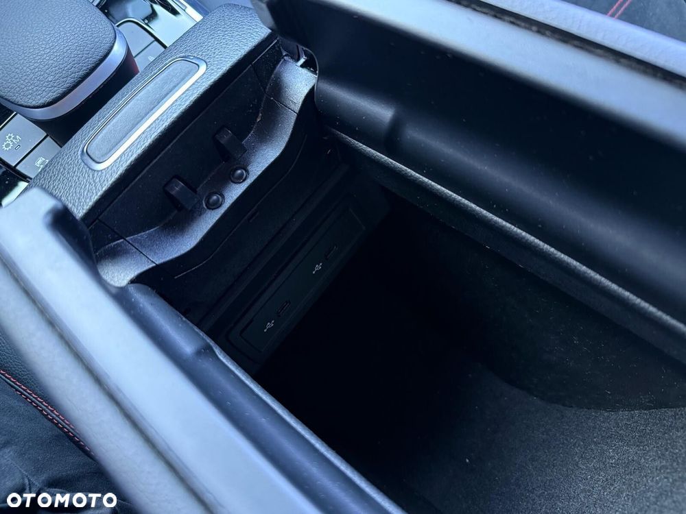 Mercedes-Benz GLB AMG 35 mHEV 4-Matic 8G-DCT - 31