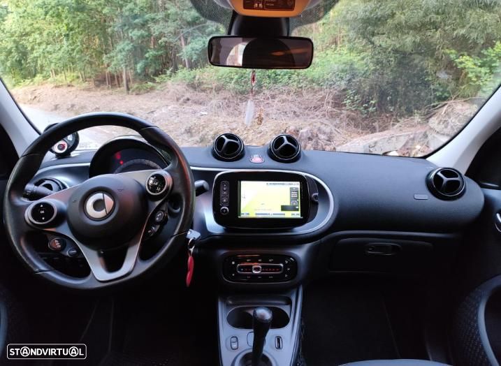 Smart ForFour EQ - 4