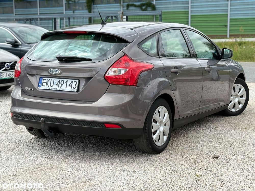 Ford Focus - 8