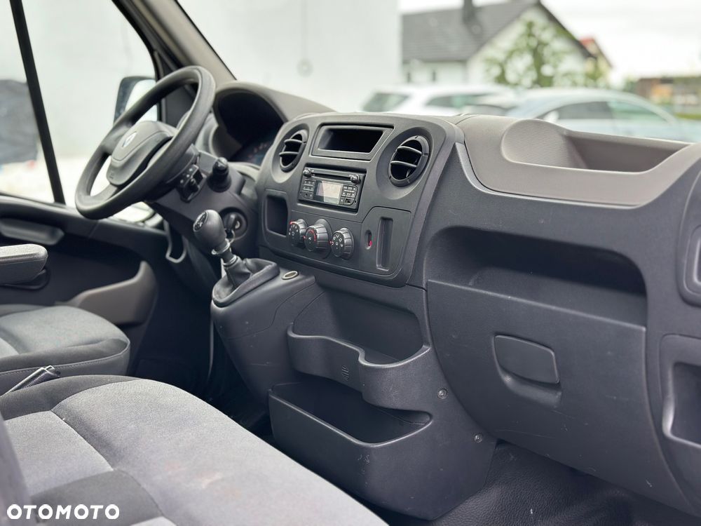 Renault Master - 18