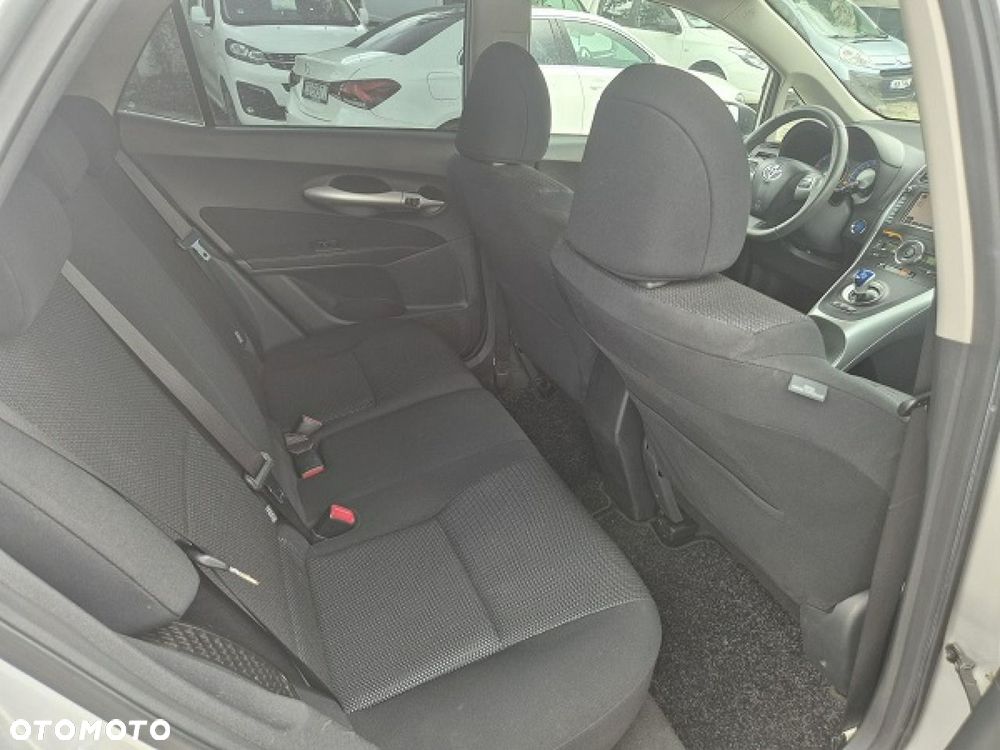 Toyota Auris - 15