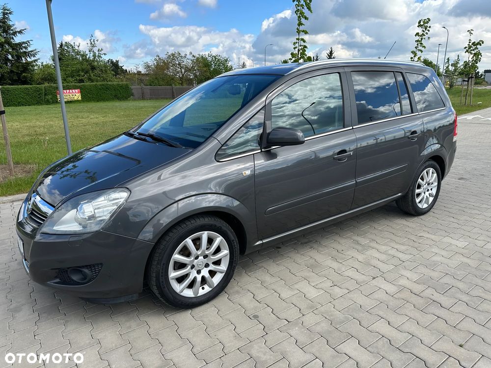 Opel Zafira - 9