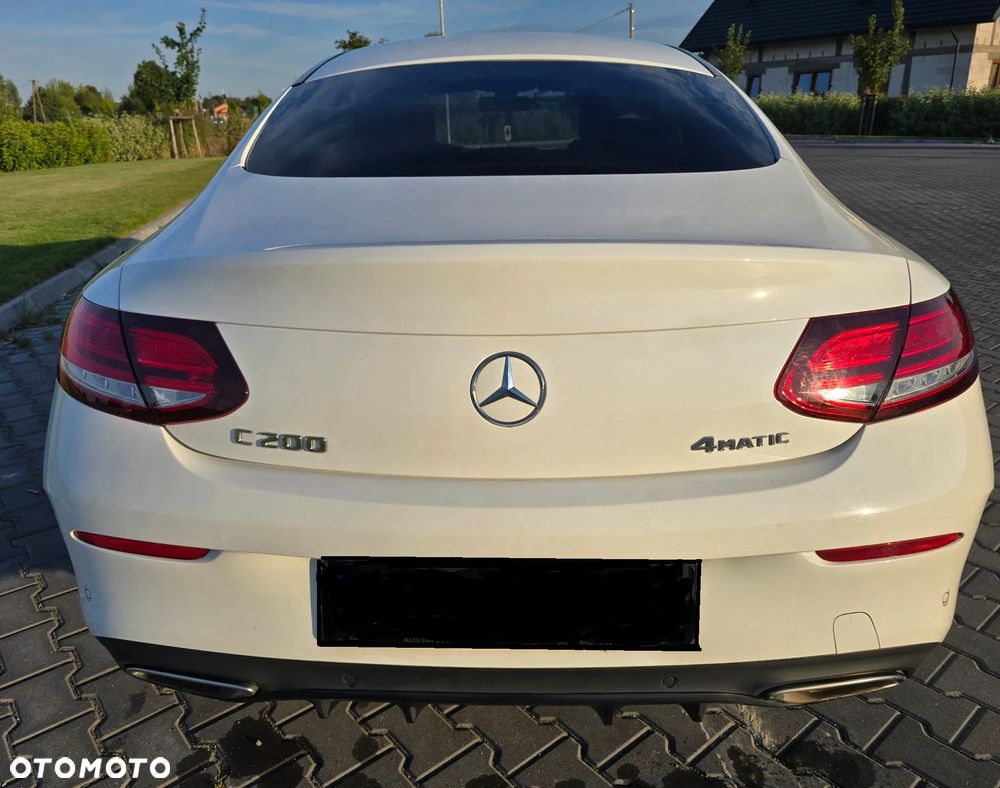 Mercedes-Benz Klasa C 200 4MATIC 9G-TRONIC - 4