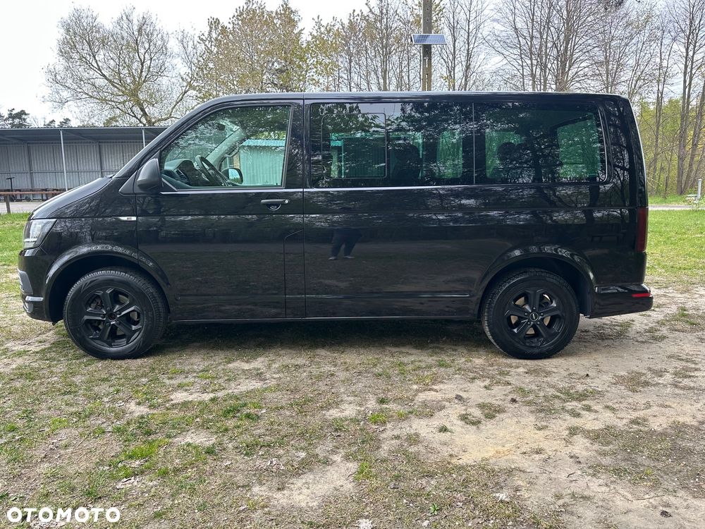 Volkswagen Multivan - 11