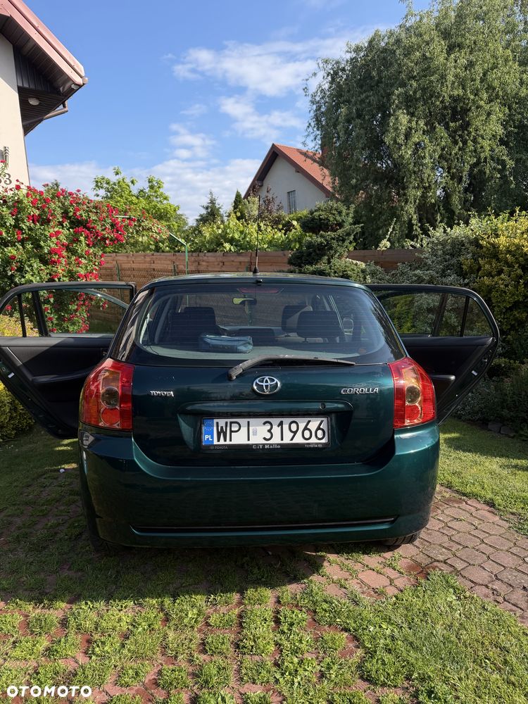 Toyota Corolla - 1