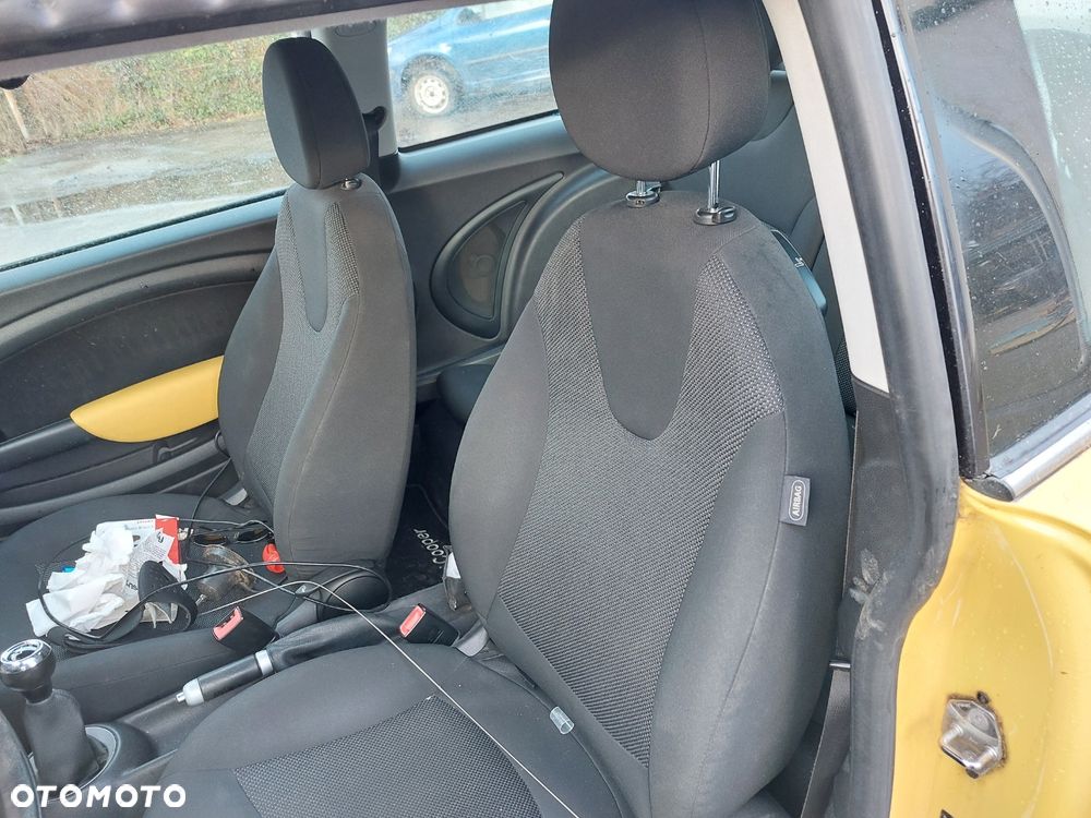 MINI Cooper 2007rok 1,6 benzyna na części - 15