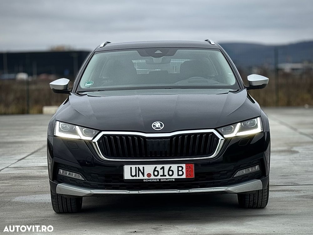 Skoda Octavia Combi 2.0 TDI 4x4 DSG Scout - 1