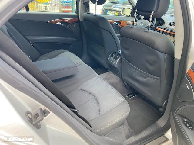 Mercedes-Benz E 220 CDi Elegance Aut. - 12