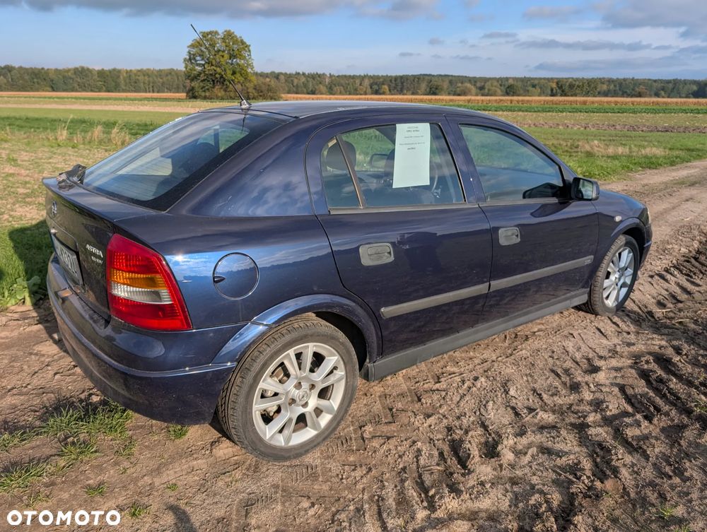 Opel Astra 2000 photo 3