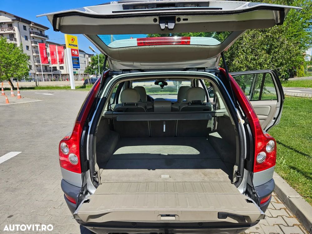 Volvo XC 90 2.4 D Aut. Momentum - 8