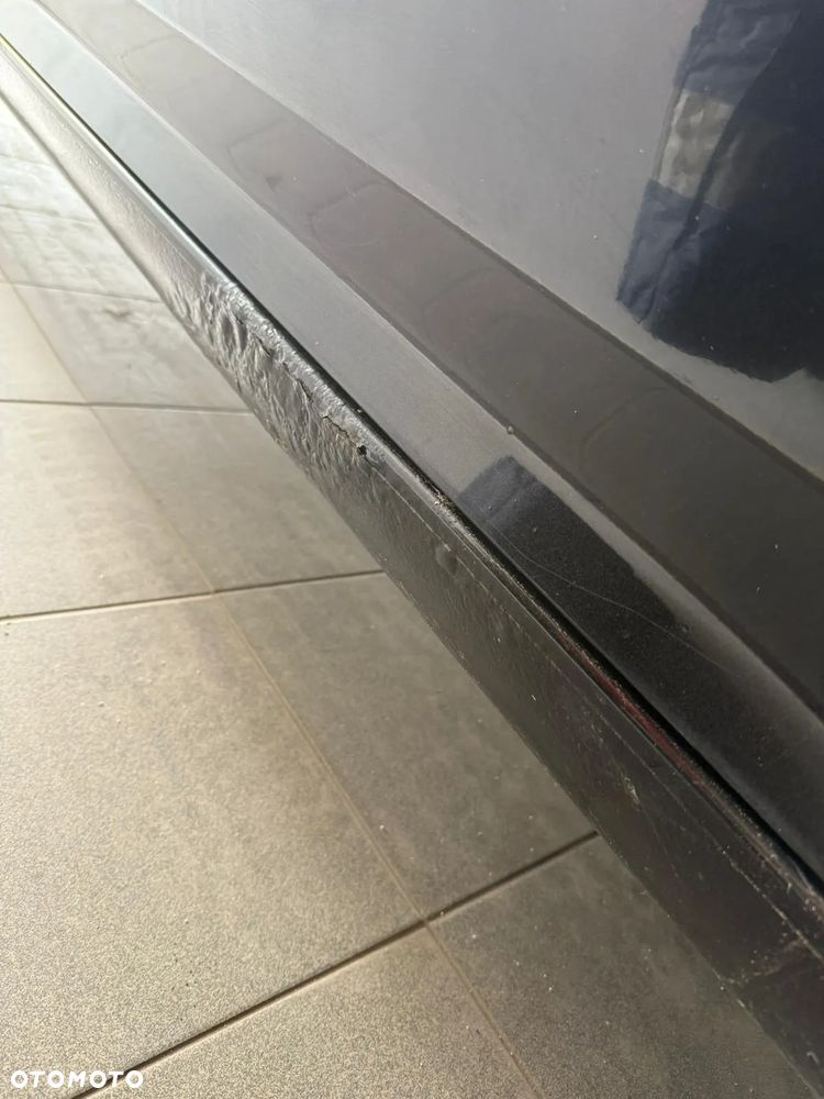 Volkswagen Golf - 10