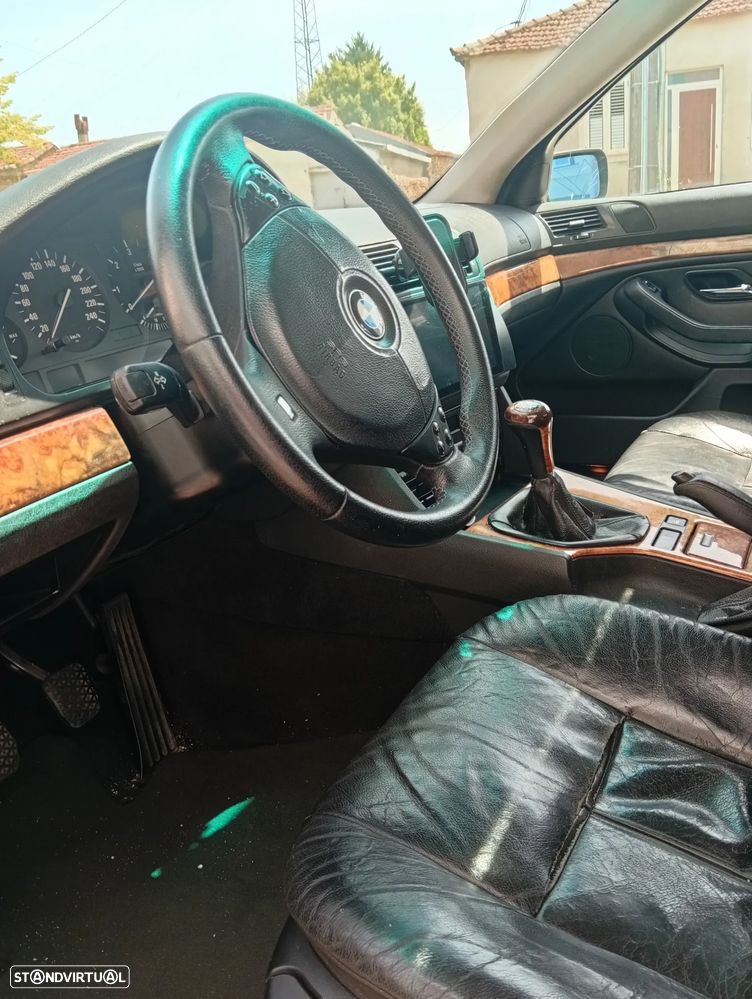 BMW 525 tds - 4