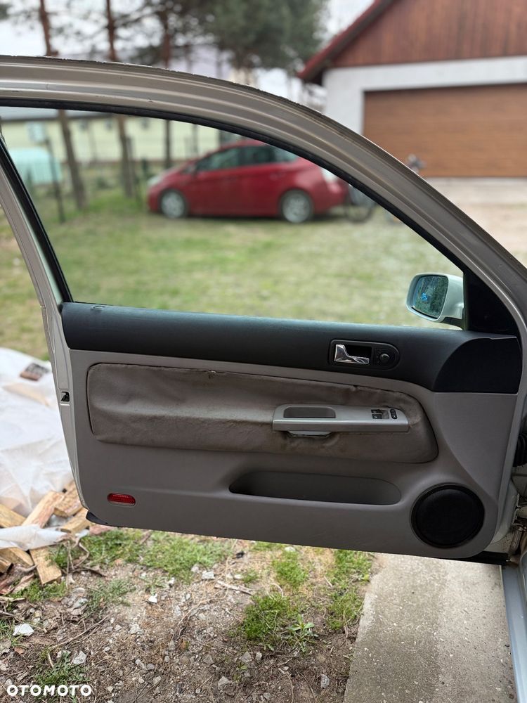 Volkswagen Golf - 13