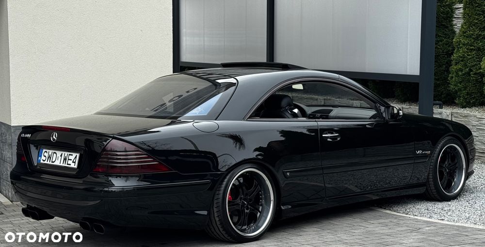 Mercedes-Benz CL - 12