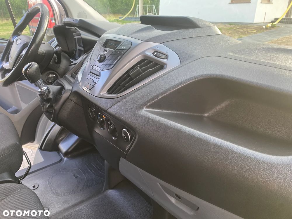 Ford TRANSIT CUSTOM - 16