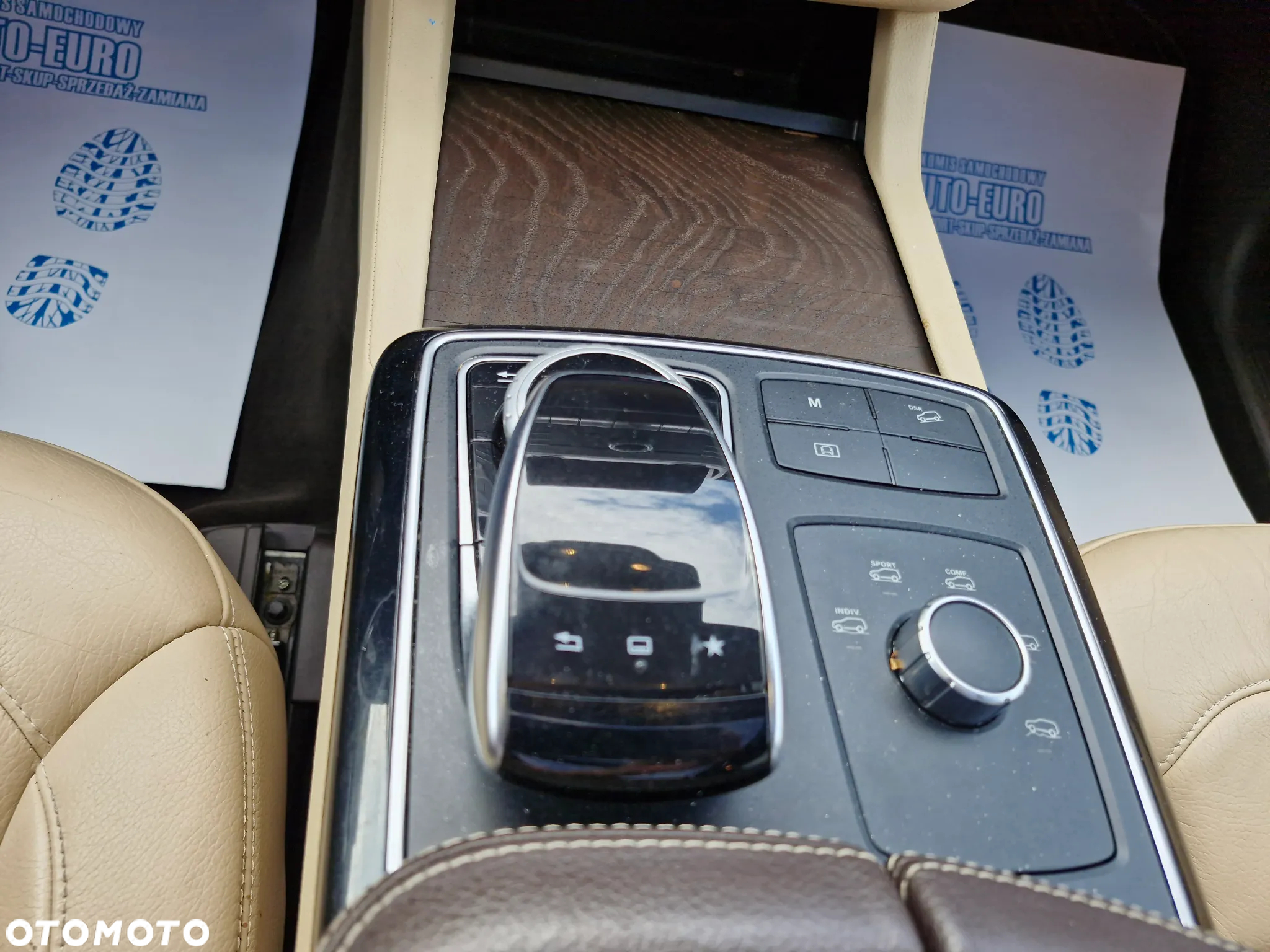 Mercedes-Benz GLE 350 d 4-Matic - 27